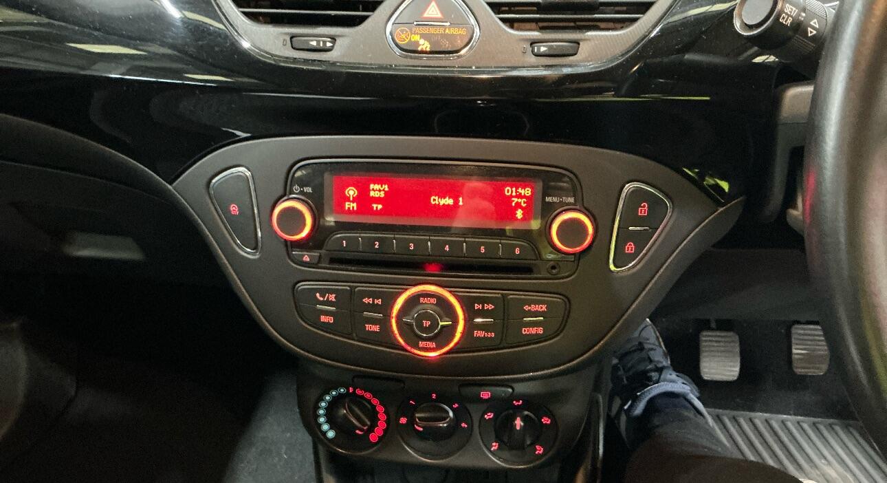 Used Vauxhall Corsa 2016 for sale - 76992307: Photo 3