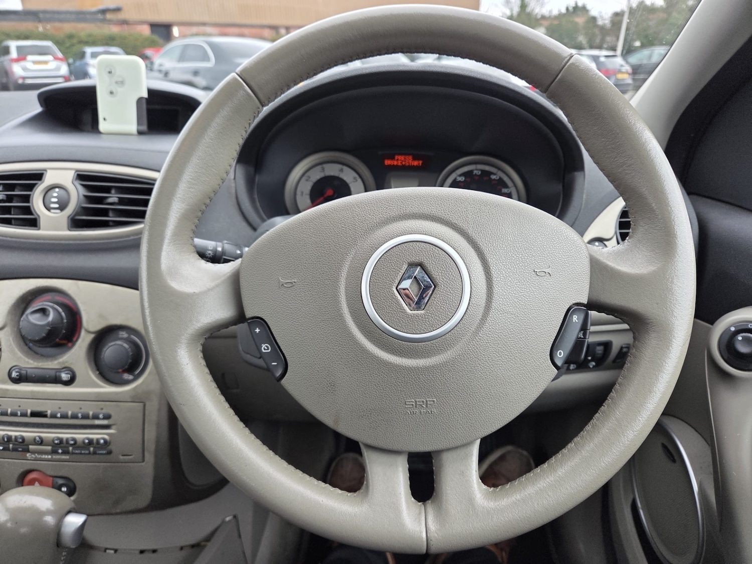 Used Renault Clio 2006 for sale - 77565198: Photo 4