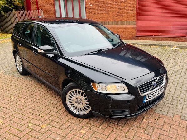 Used Volvo V50 2008 for sale - 76315005: Photo 1