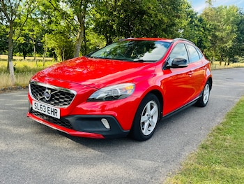 Used Volvo V40 2013 for sale - 79223986: Photo