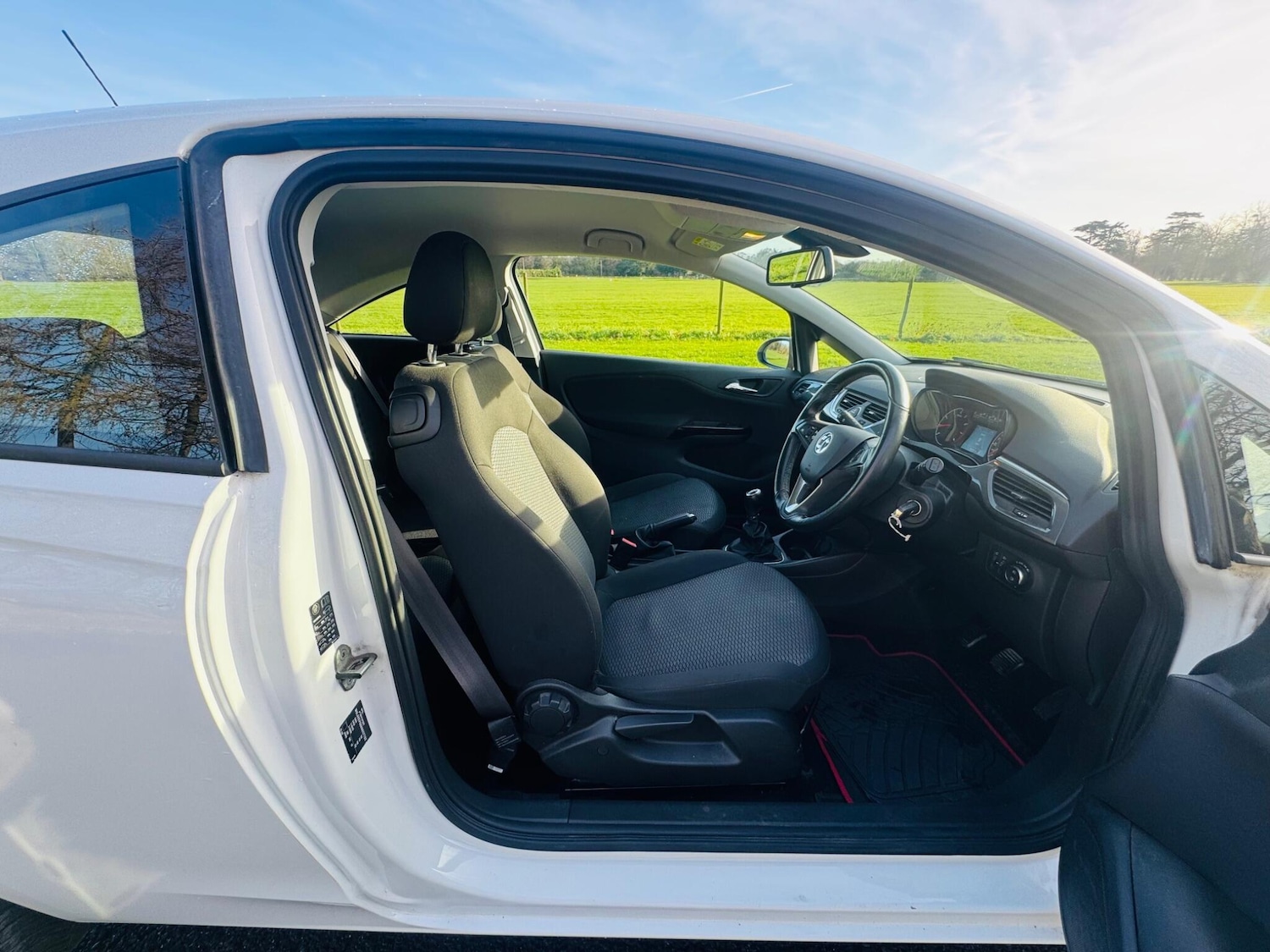 Used Vauxhall Corsa 2017 for sale - 77119989: Photo 25