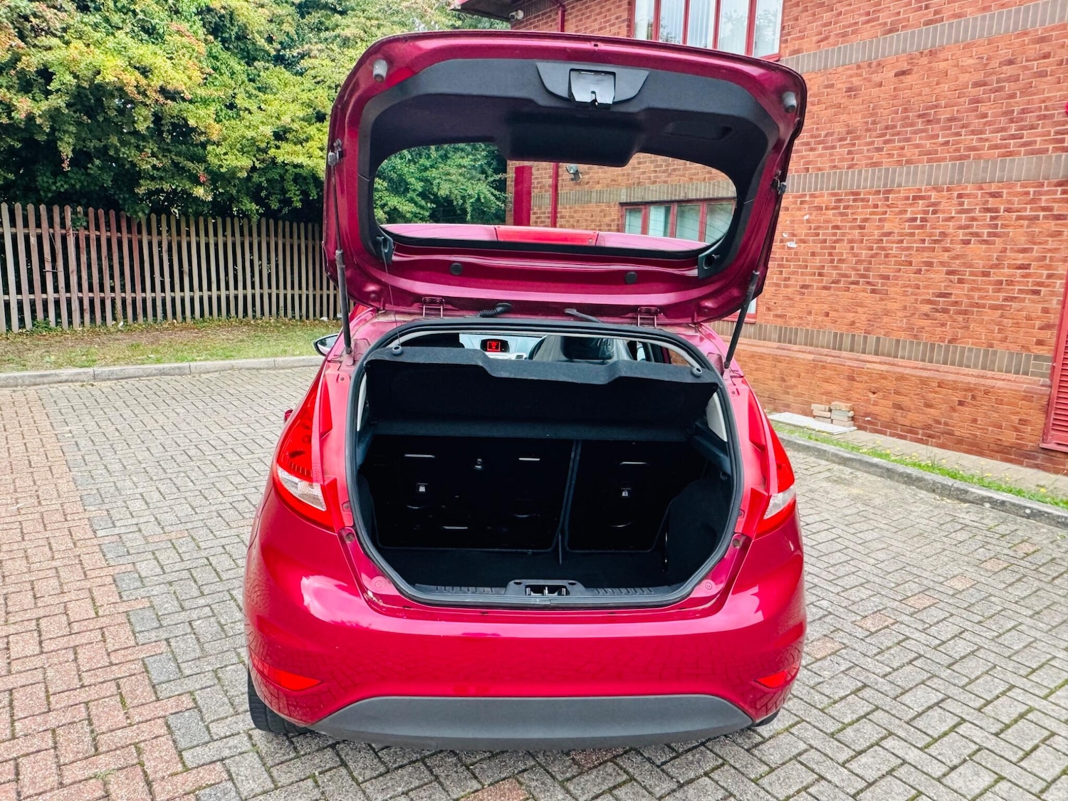 Used Ford Fiesta 2010 for sale - 75773387: Photo 14