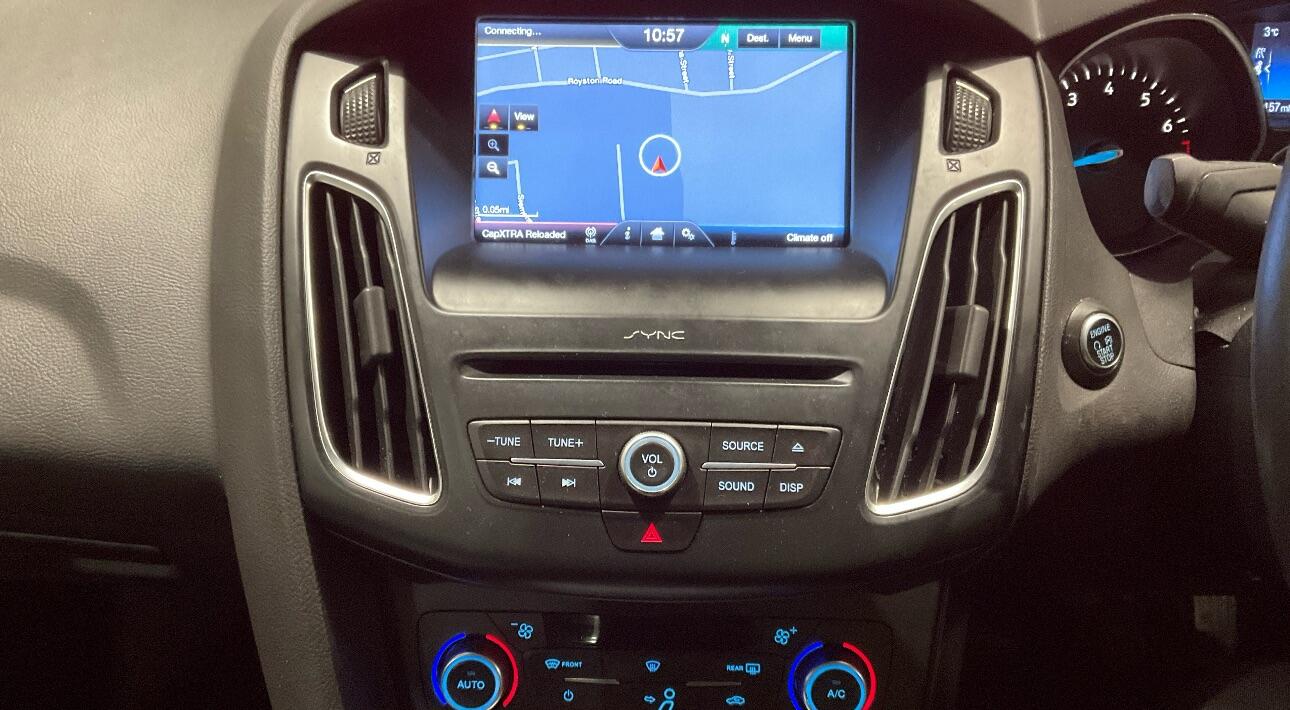 Used Ford Focus 2015 for sale - 77166835: Photo 3