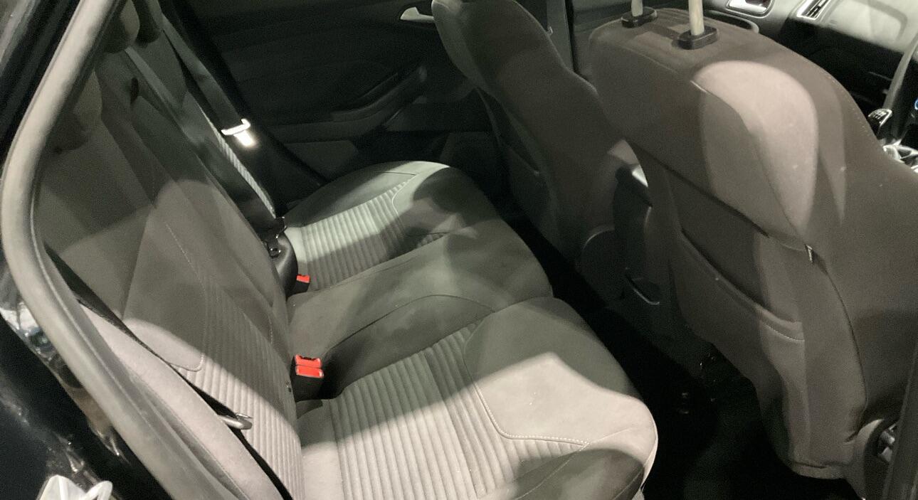 Used Ford Focus 2015 for sale - 77166835: Photo 6