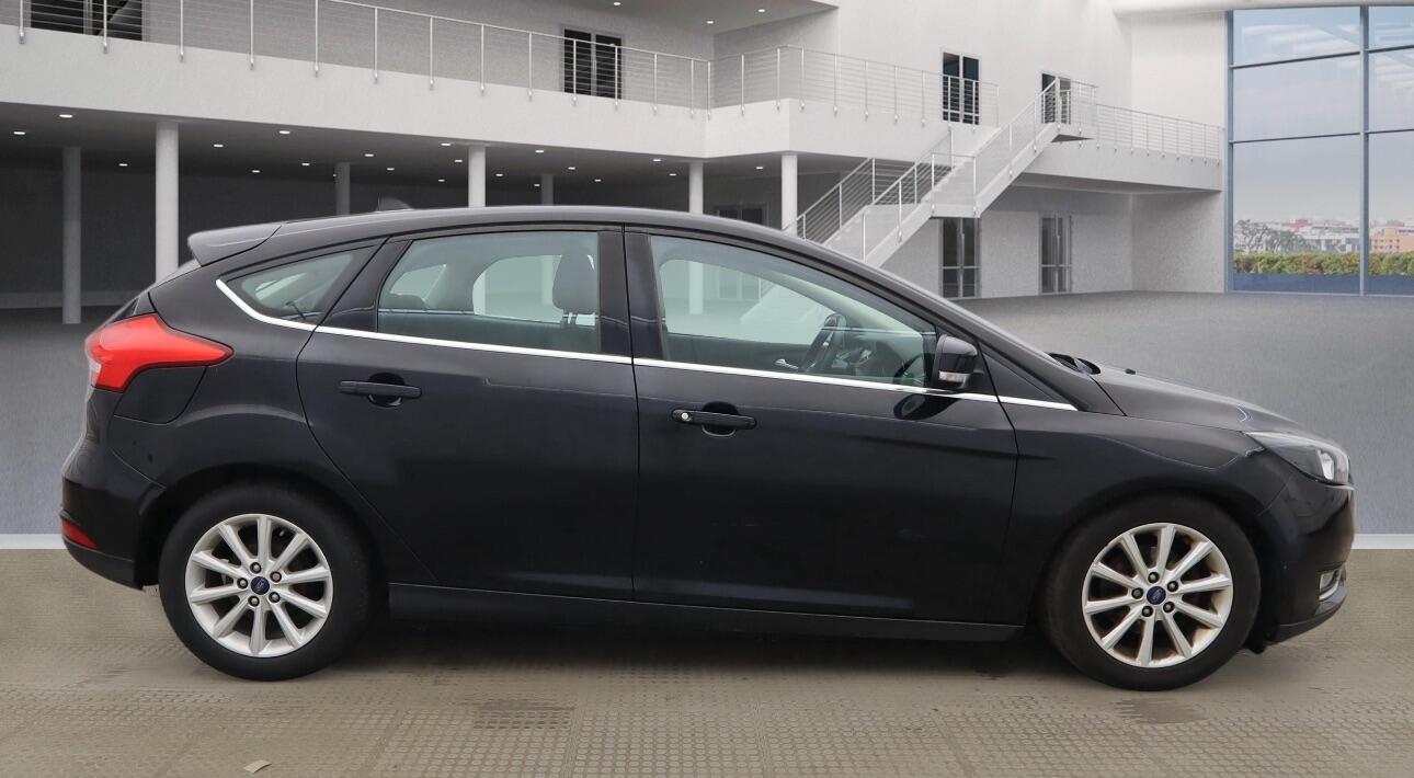 Used Ford Focus 2015 for sale - 77166835: Photo 8