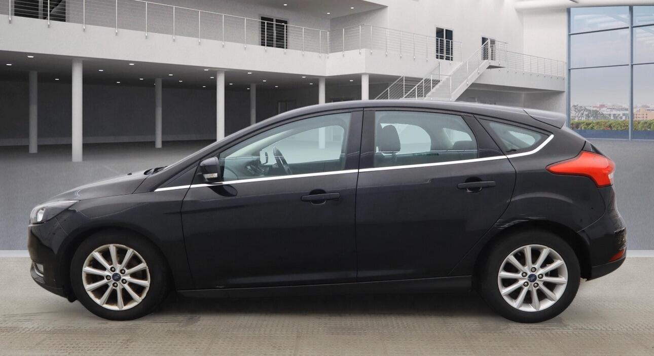 Used Ford Focus 2015 for sale - 77166835: Photo 9