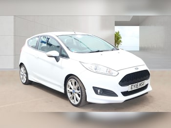 Used Ford Fiesta 2016 for sale - 79278047: Photo