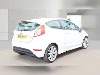 Used Ford Fiesta 2016 for sale - 79278047: Photo