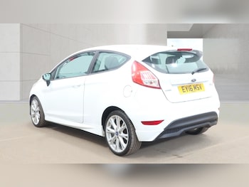 Used Ford Fiesta 2016 for sale - 79278047: Photo