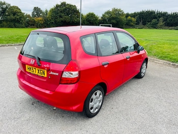 Used Honda Jazz 2008 for sale - 76258981: Photo 2