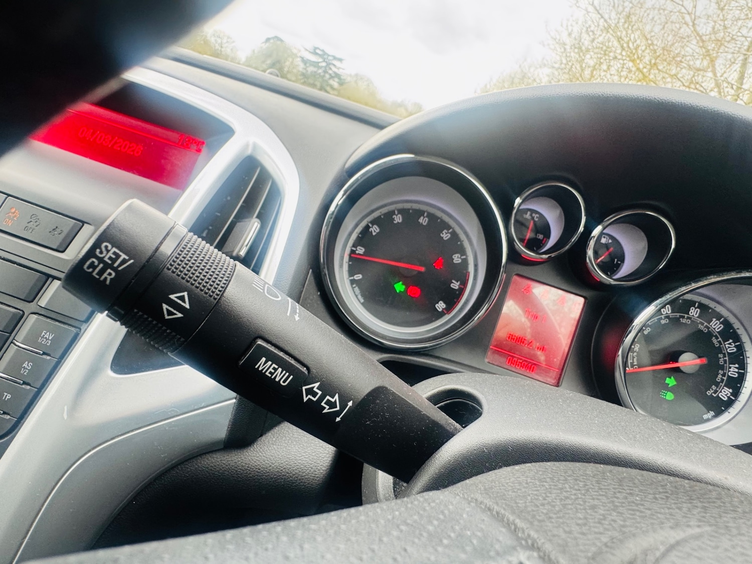 Used Vauxhall Astra 2010 for sale - 78098531: Photo 33