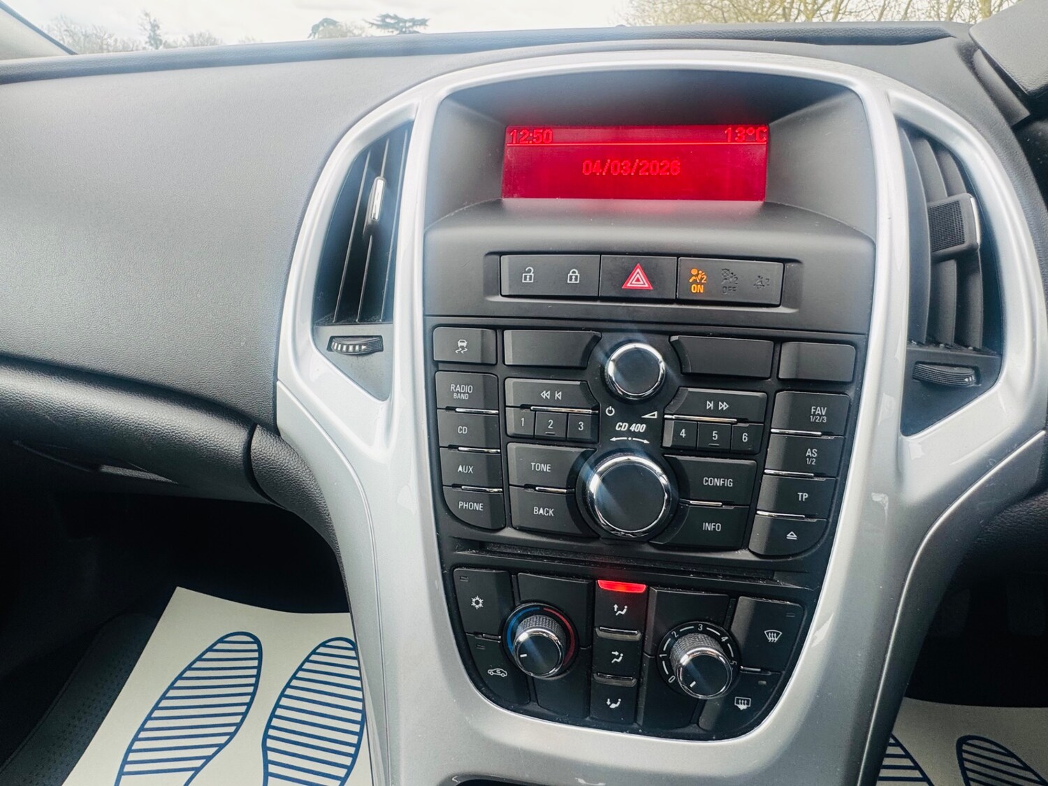 Used Vauxhall Astra 2010 for sale - 78098531: Photo 37