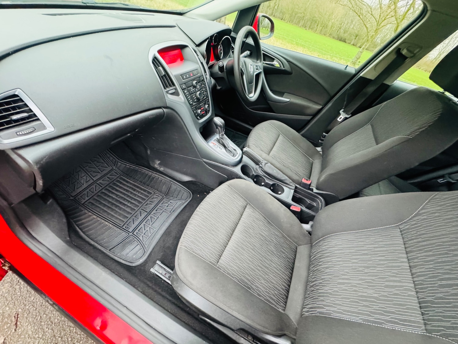 Used Vauxhall Astra 2012 for sale - 77564576: Photo 32