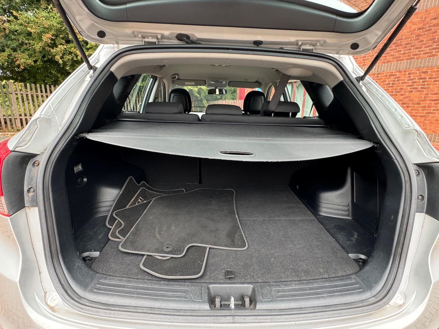Vehicle 25