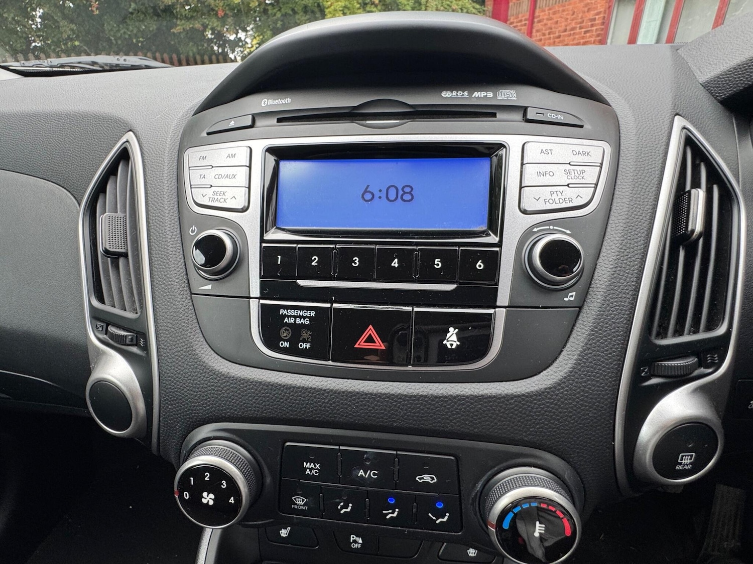 Vehicle 28