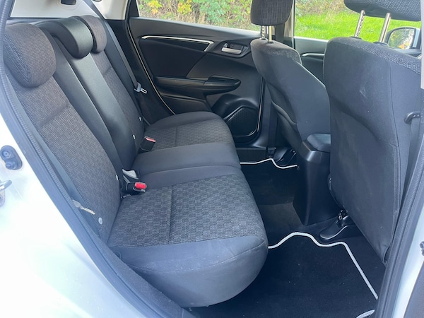 Used Honda Jazz 2016 for sale - 76327121: Photo 34