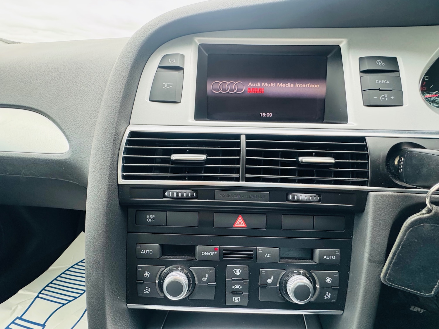 Used Audi A6 2010 for sale - 78098524: Photo 43