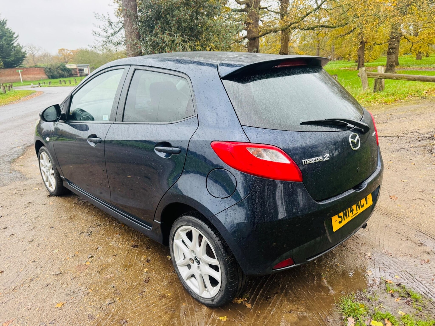 Used Mazda Mazda2 2014 for sale - 76953309: Photo 13