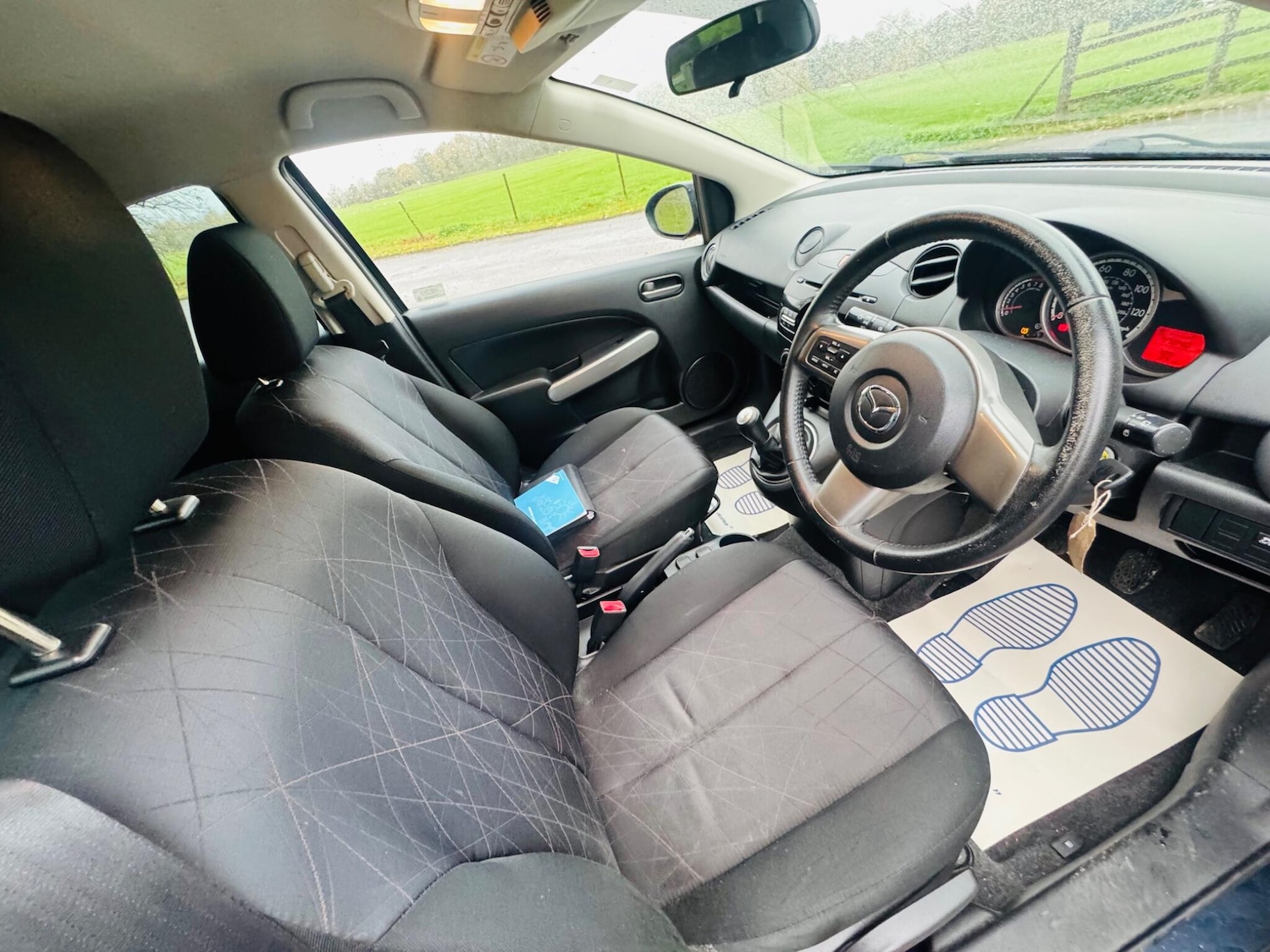 Used Mazda Mazda2 2014 for sale - 76953309: Photo 19