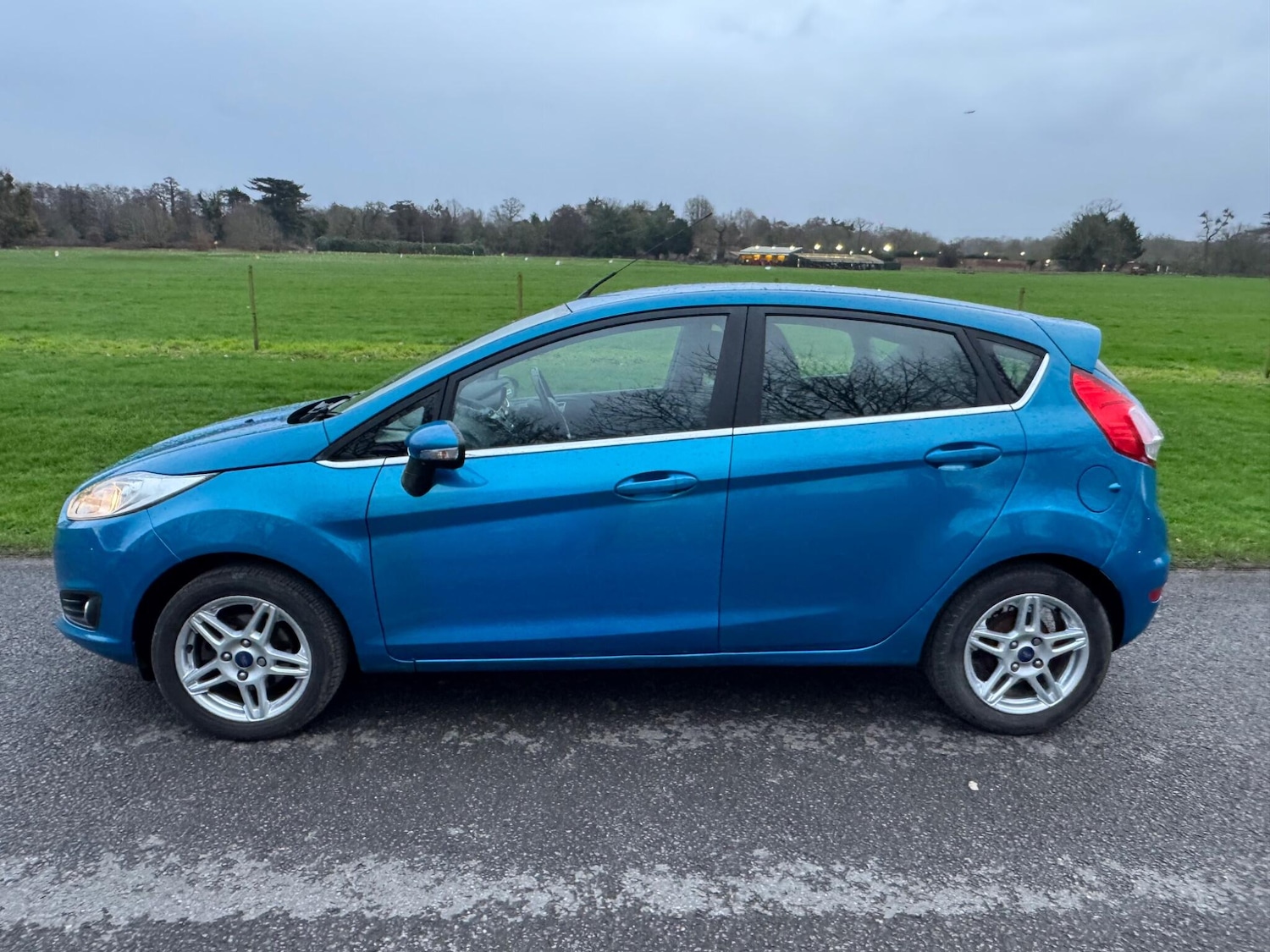 Used Ford Fiesta 2013 for sale - 77637535: Photo 11