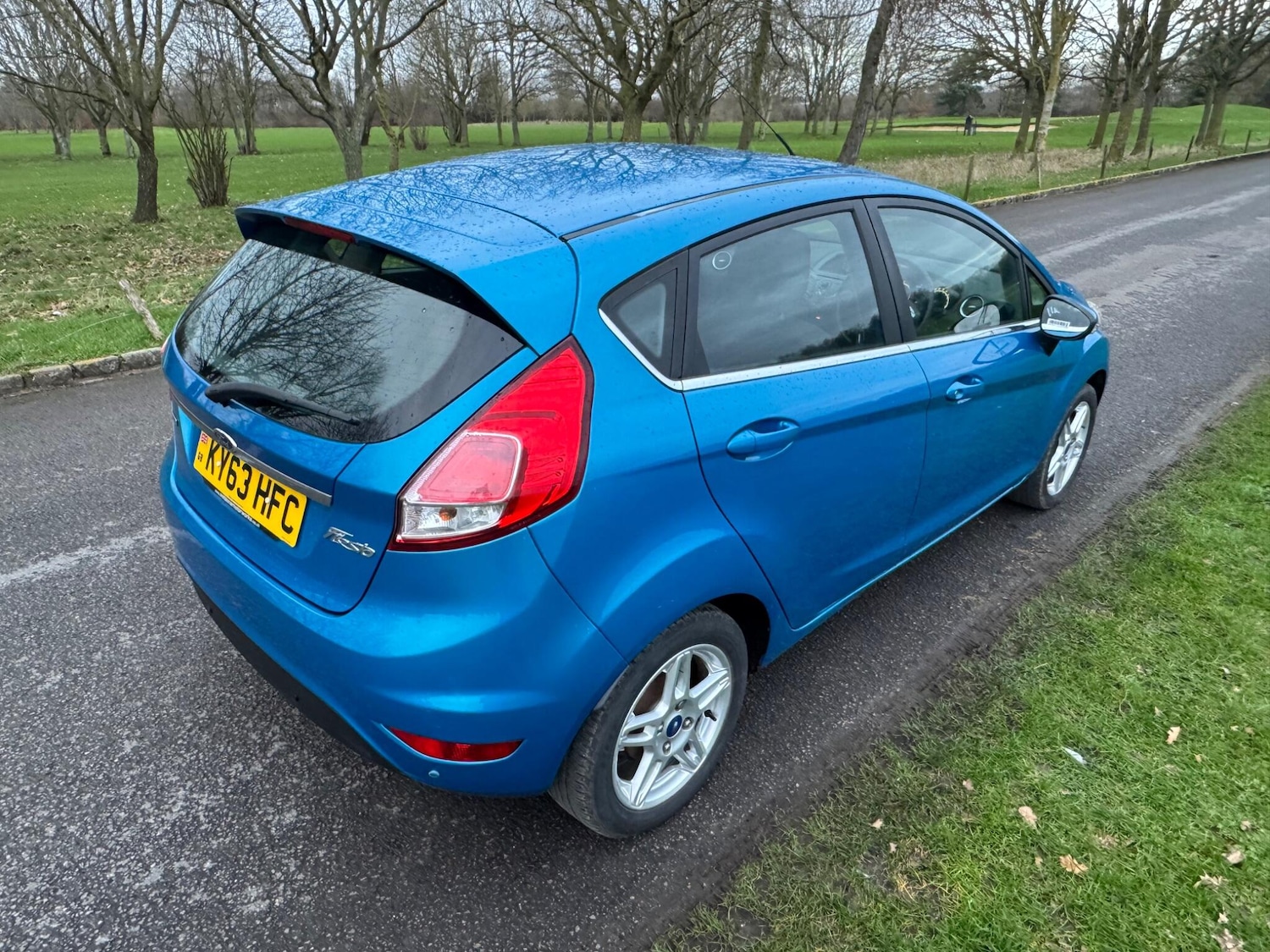 Used Ford Fiesta 2013 for sale - 77637535: Photo 2