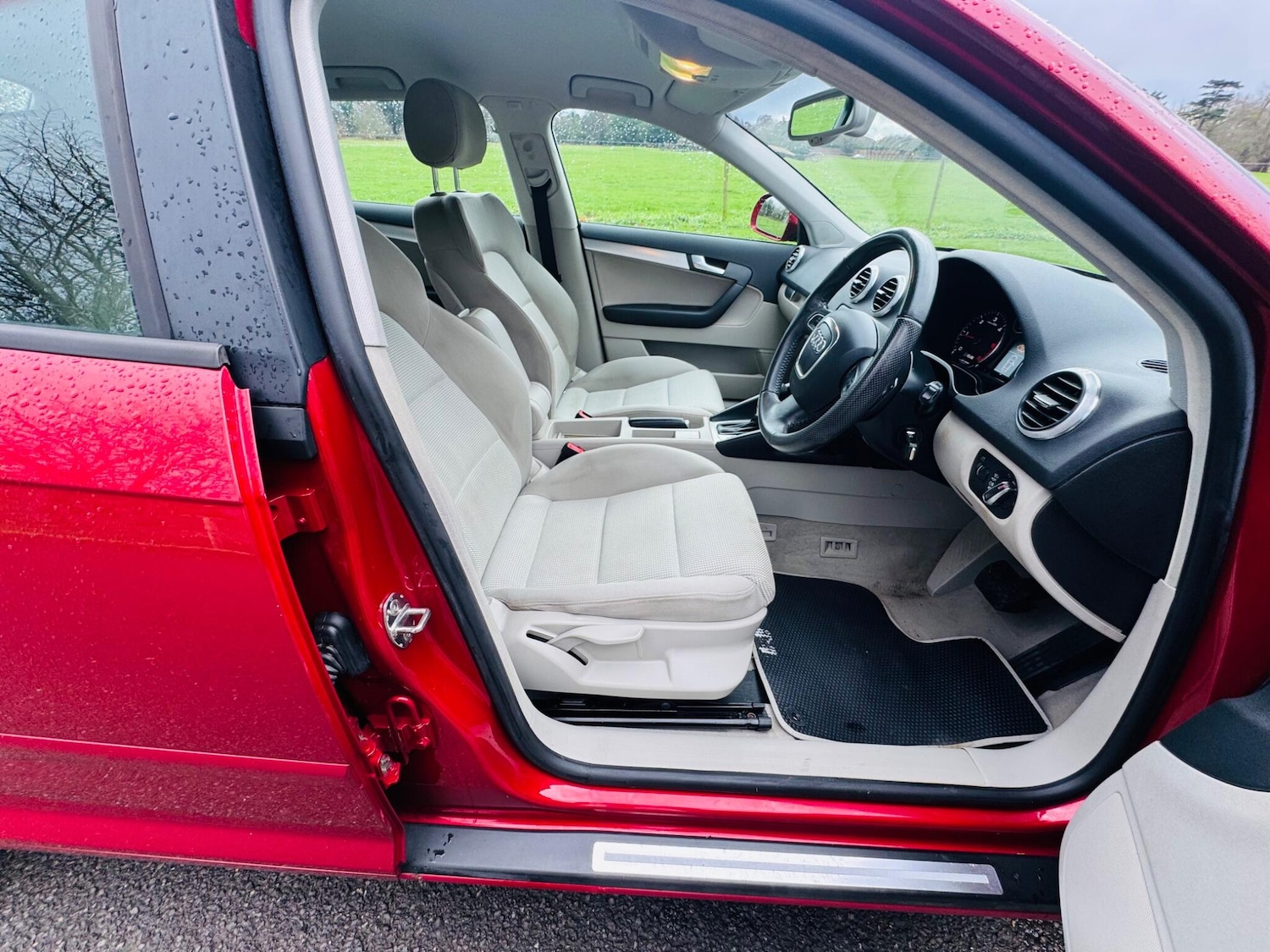 Used Audi A3 2010 for sale - 77320572: Photo 26