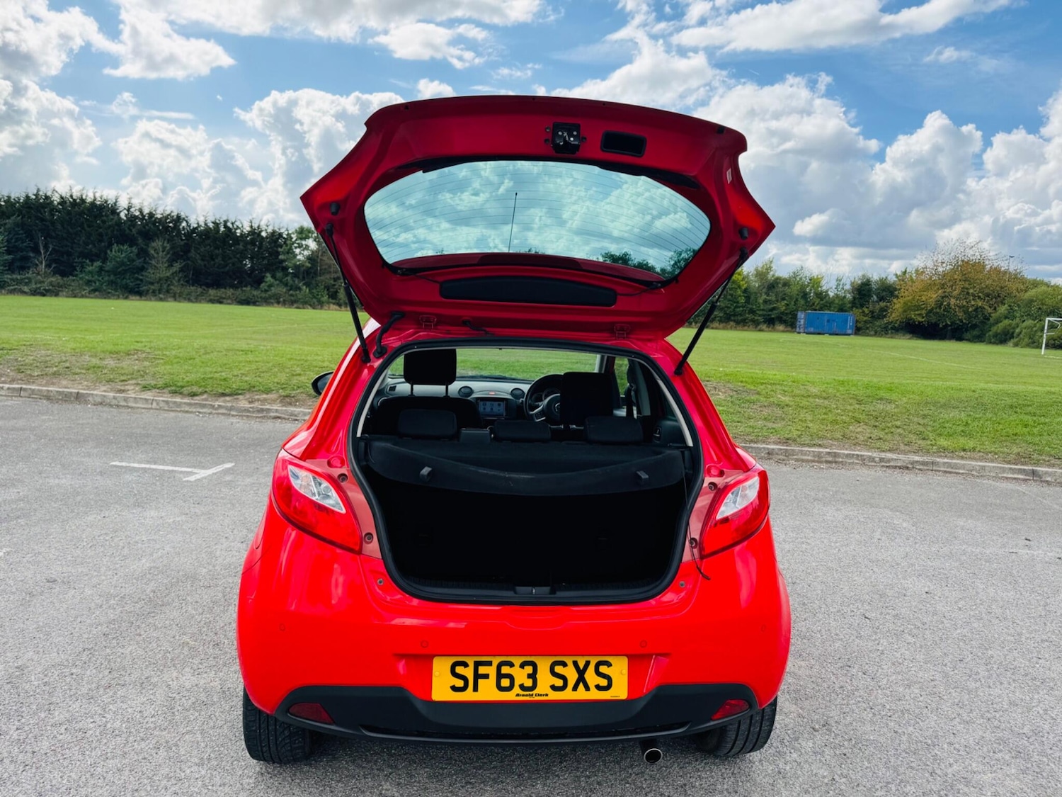 Used Mazda Mazda2 2013 for sale - 76121725: Photo 17