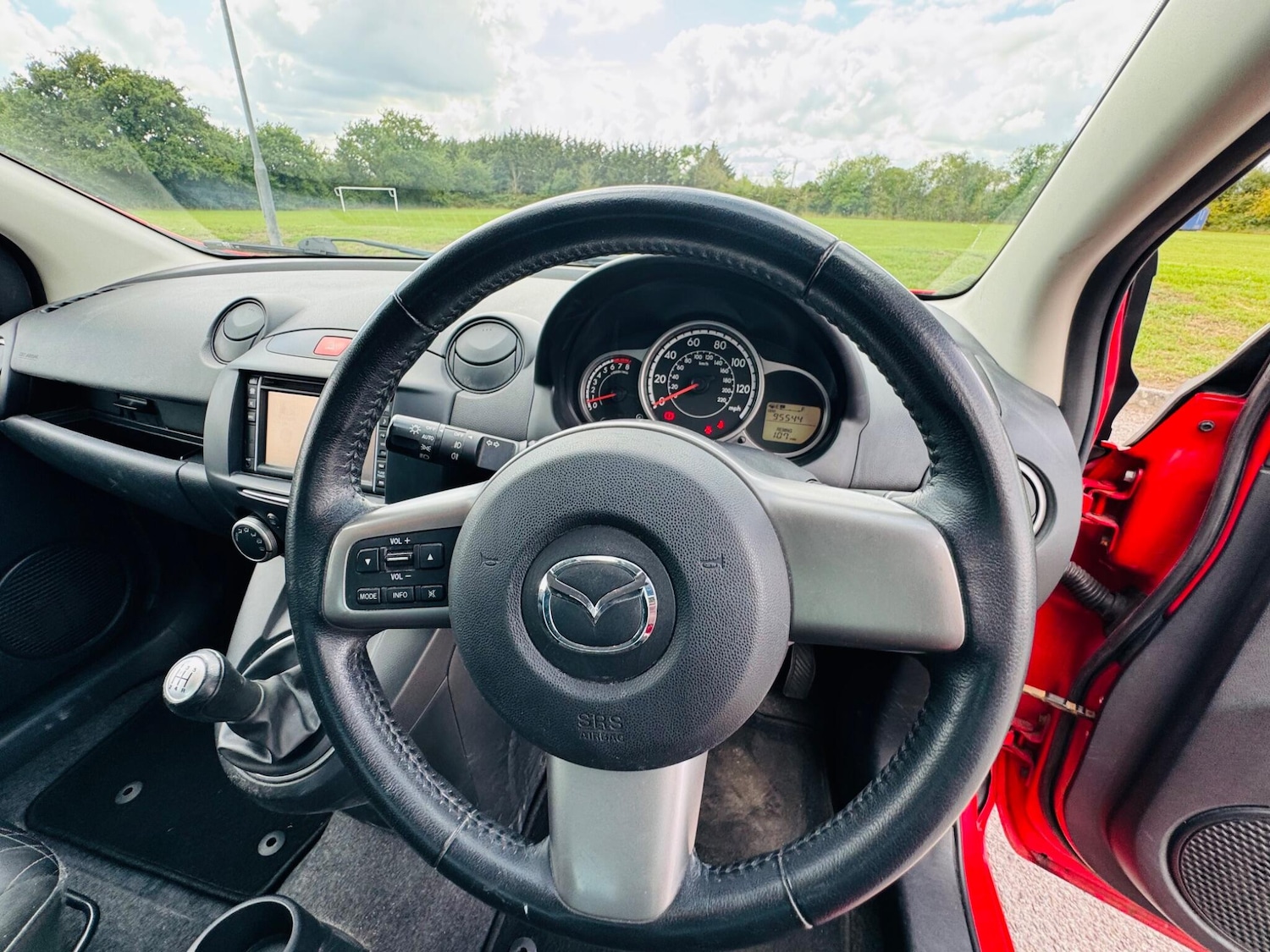 Used Mazda Mazda2 2013 for sale - 76121725: Photo 18