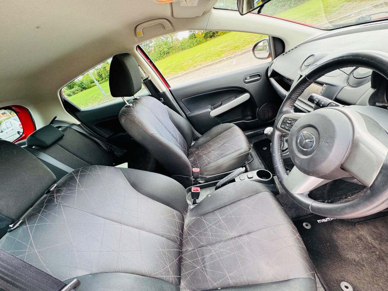Used Mazda Mazda2 2013 for sale - 76121725: Photo 22