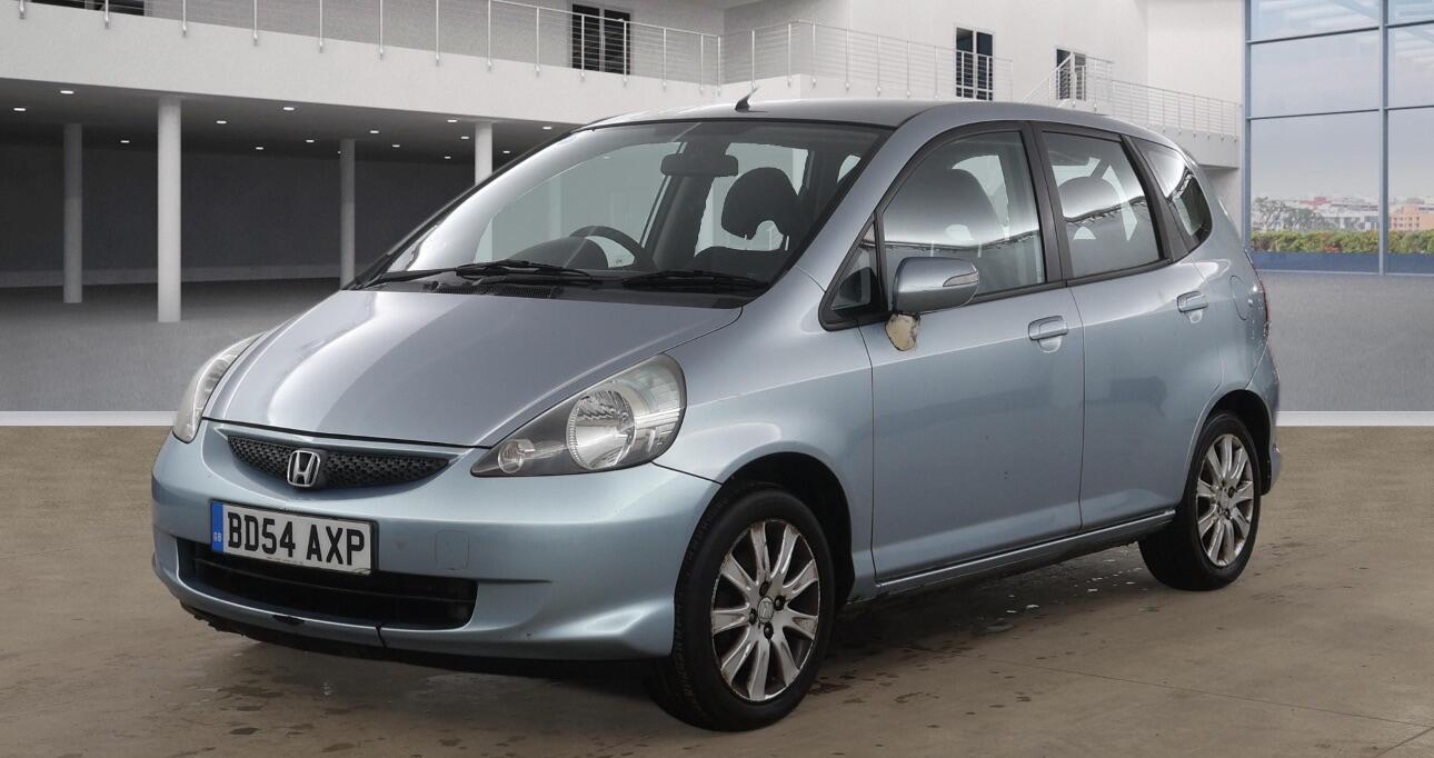 Used Honda Jazz 2004 for sale - 77637786: Photo 4