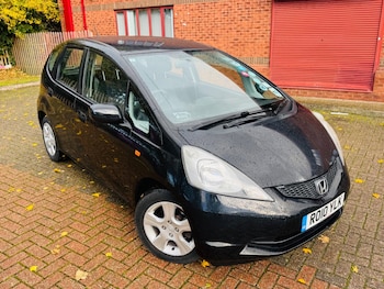 Used Honda Jazz 2010 for sale - 76377756: Photo