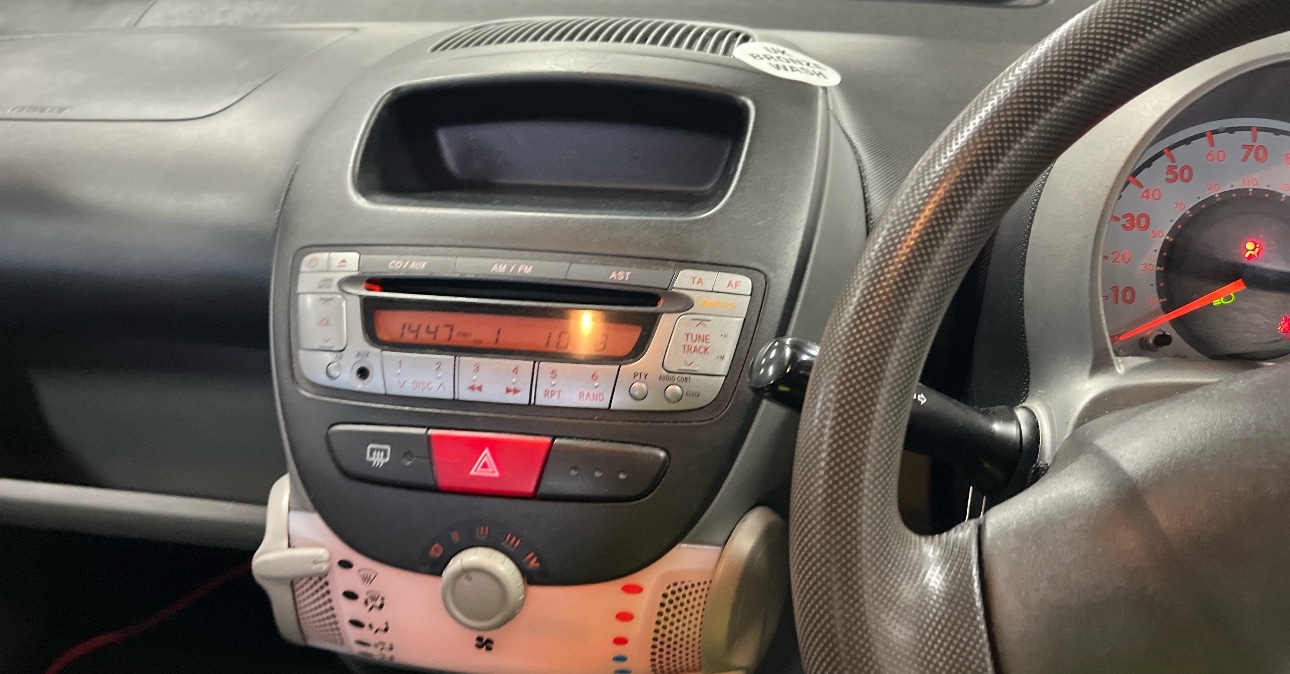 Used Toyota AYGO 2010 for sale - 77721561: Photo 10