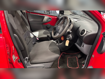 Used Toyota AYGO 2010 for sale - 77721561: Photo