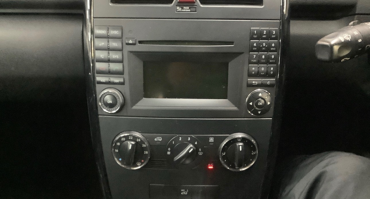 Used Mercedes-Benz A-Class 2011 for sale - 78062081: Photo 11