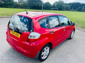 Used Honda Jazz 2010 for sale - 75953850: Photo