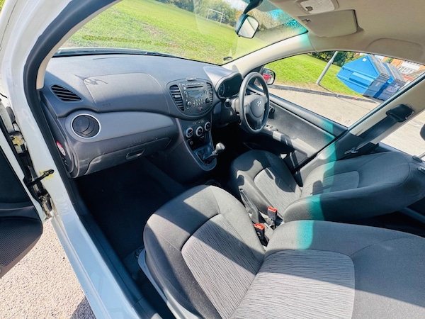 Used Hyundai i10 2012 for sale - 76307081: Photo 26