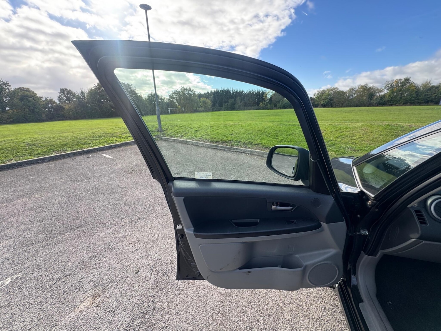 Used Suzuki SX4 for sale - 76440360: Photo 24