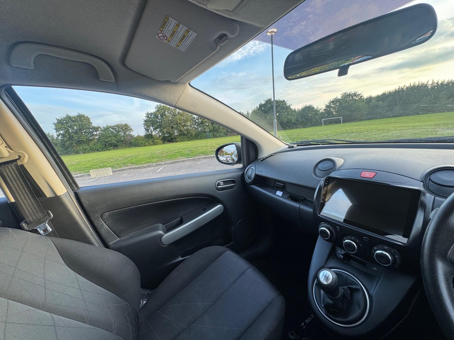 Used Mazda Mazda2 2011 for sale - 76136065: Photo 35