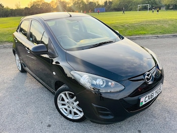 Used Mazda Mazda2 2011 for sale - 76136065: Photo 4