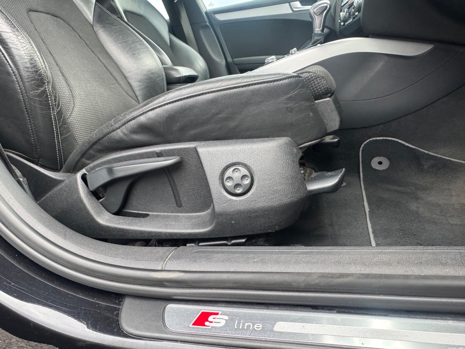 Used Audi A4 for sale - 76473224: Photo 24