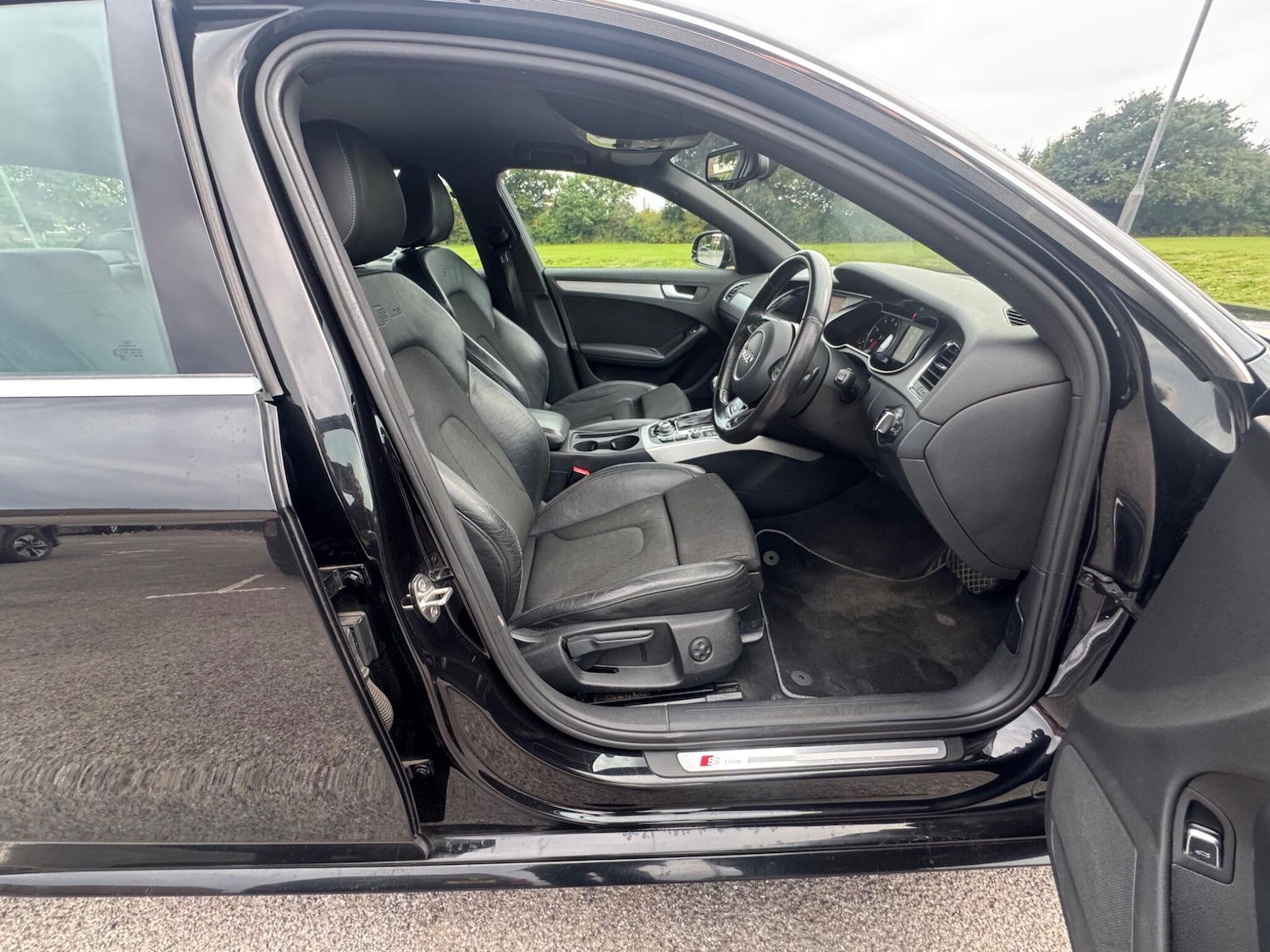 Used Audi A4 for sale - 76473224: Photo 26