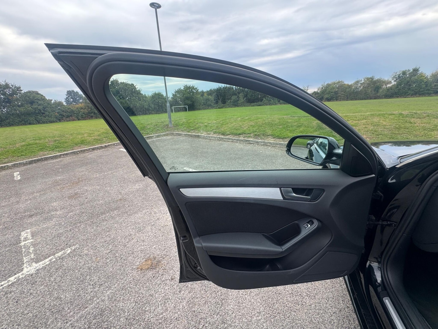 Used Audi A4 for sale - 76473224: Photo 31