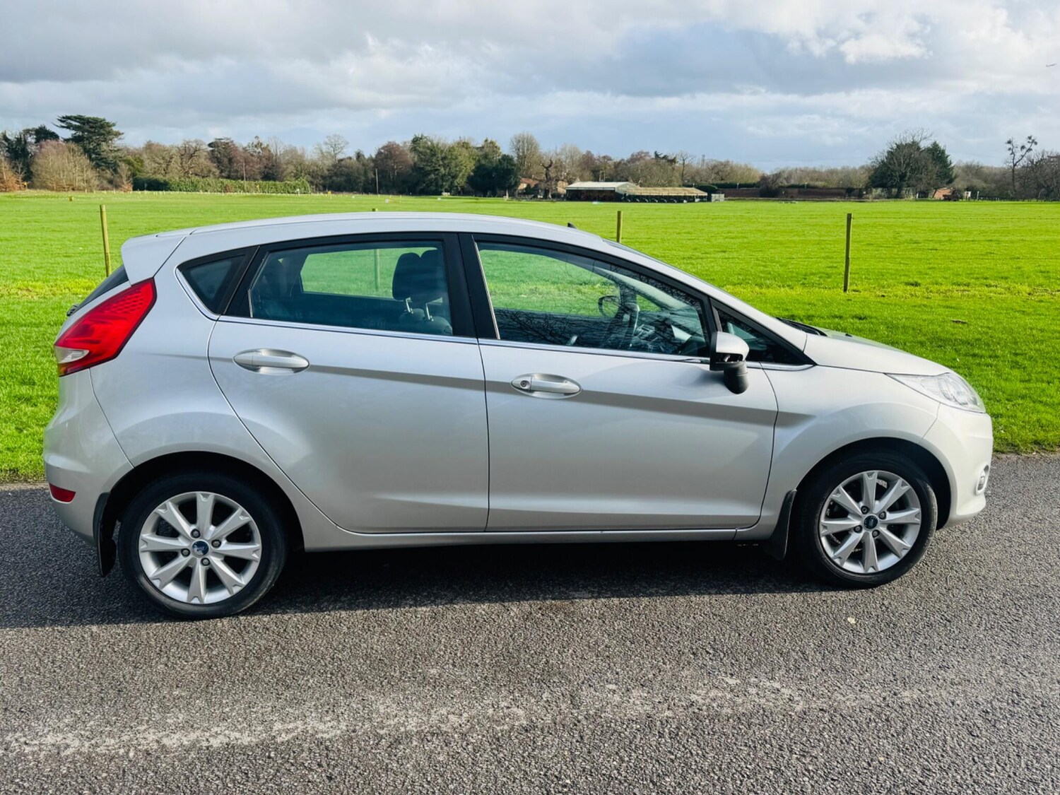 Used Ford Fiesta 2009 for sale - 77570522: Photo 21