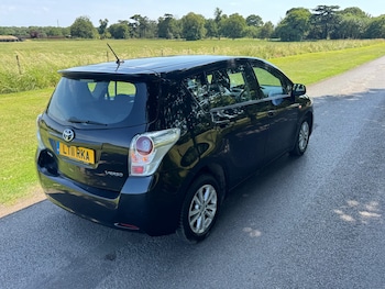 Used Toyota Verso 2011 for sale - 78966671: Photo