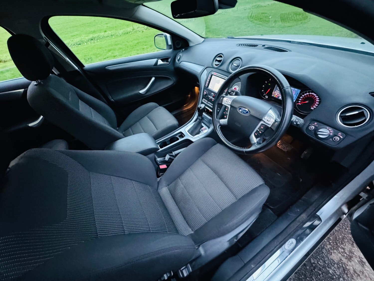 Used Ford Mondeo 2010 for sale - 77565186: Photo 32