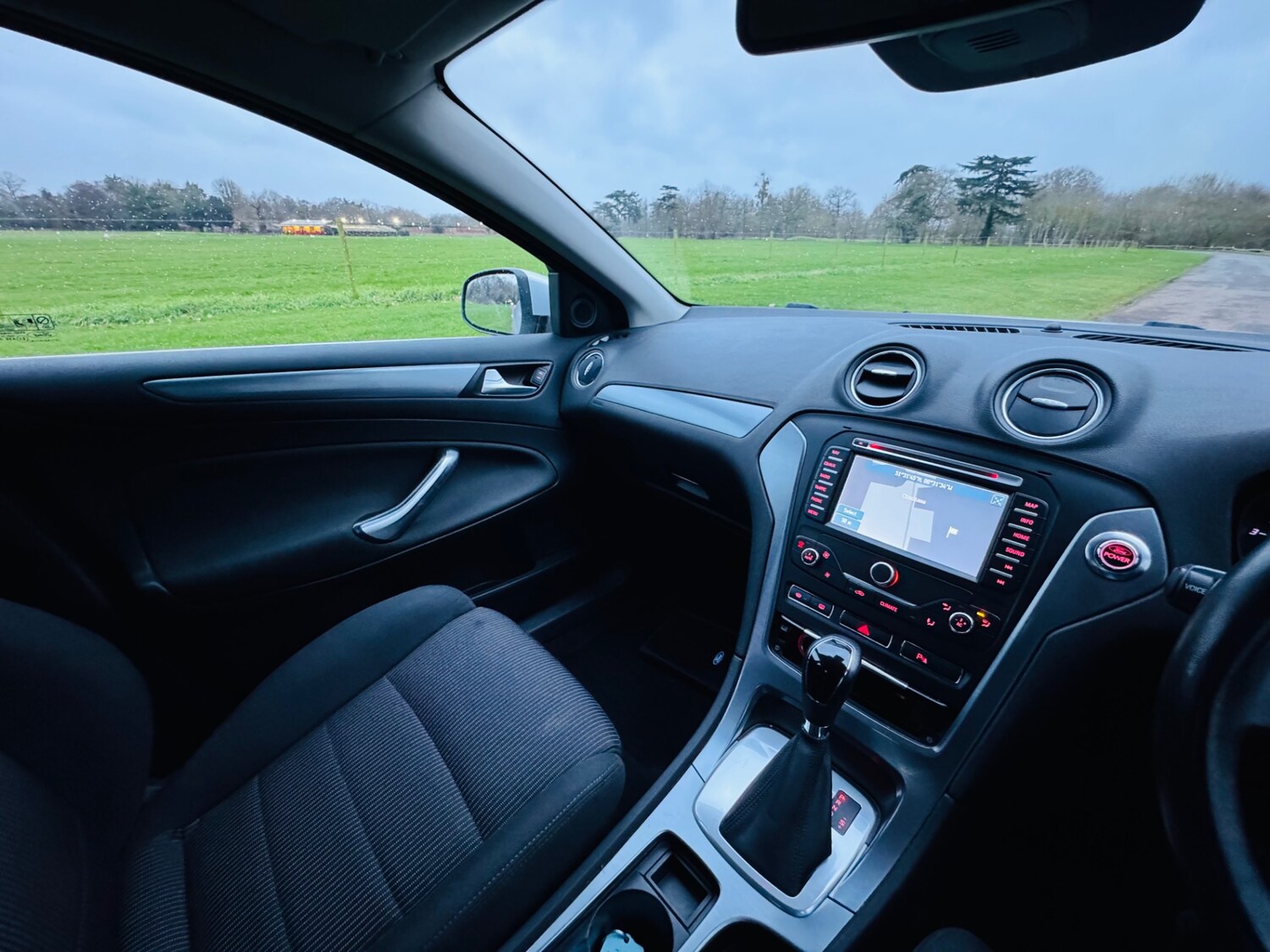 Used Ford Mondeo 2010 for sale - 77565186: Photo 55