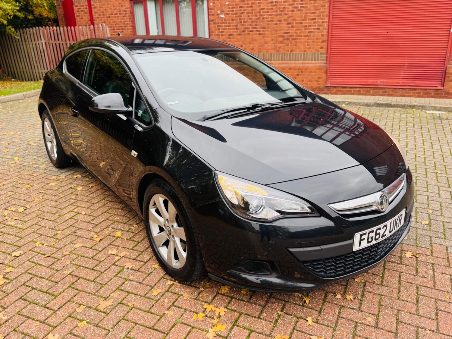Used Vauxhall Astra GTC 2012 for sale - 76307427: Photo 12