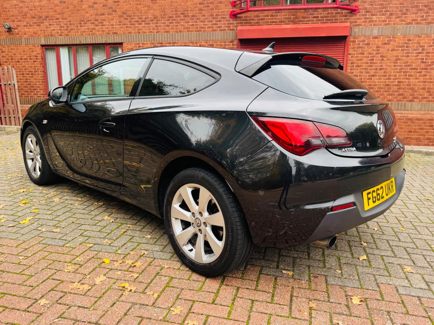 Used Vauxhall Astra GTC 2012 for sale - 76307427: Photo 19