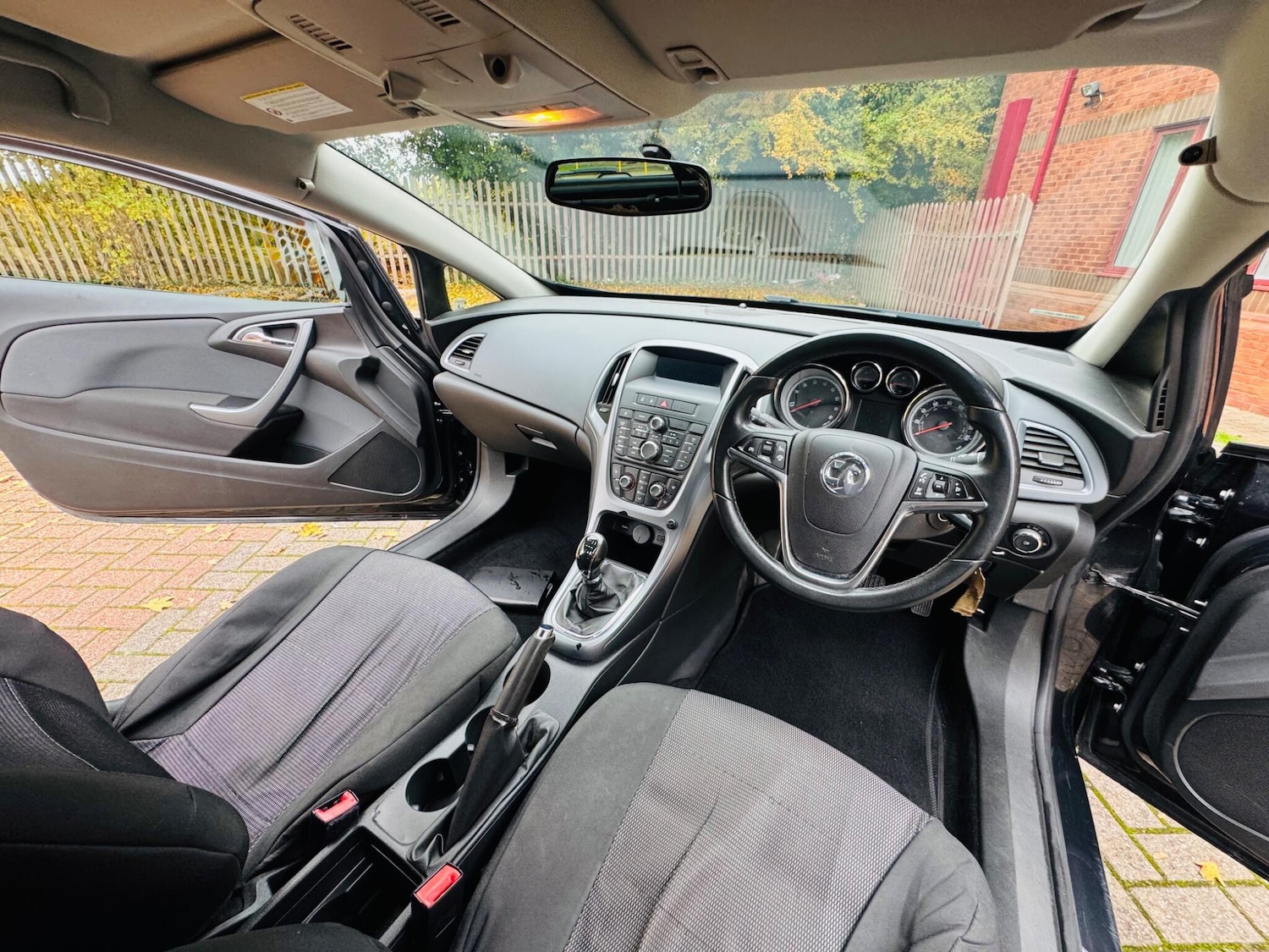 Used Vauxhall Astra GTC 2012 for sale - 76307427: Photo 27