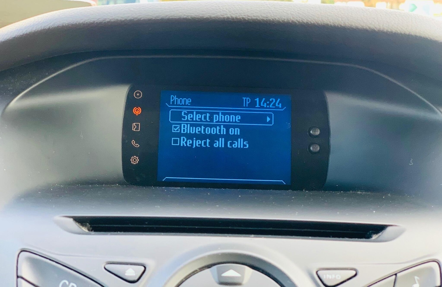 Used Ford Focus 2011 for sale - 76370957: Photo 21